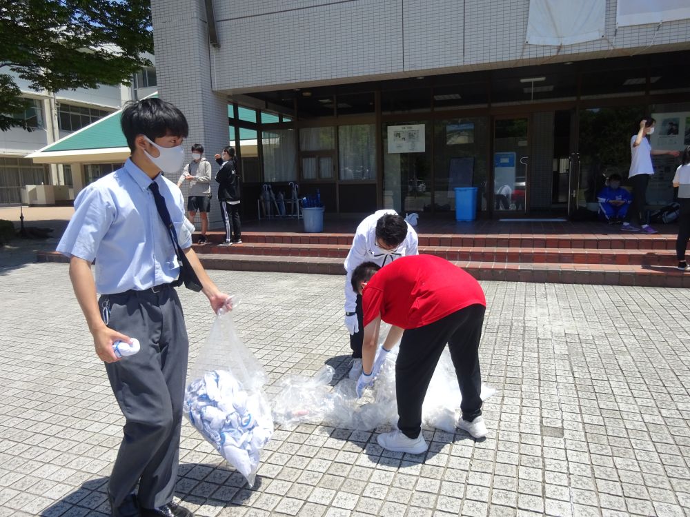 常連さんはごみの分別まで自主的に参加